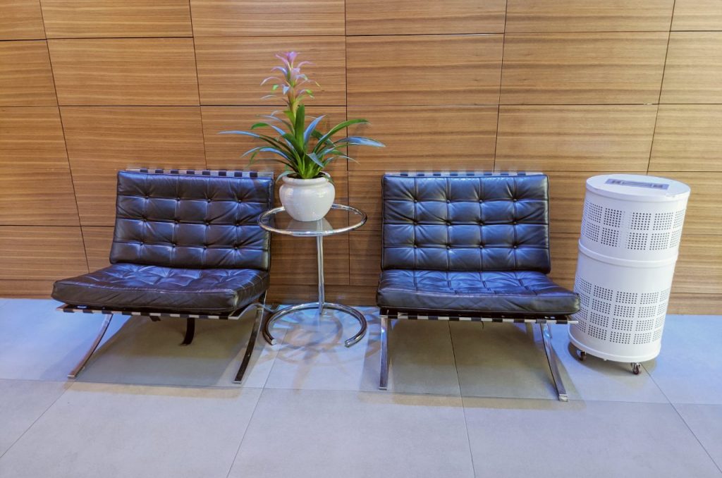 Hotel lobby Rensair air purification